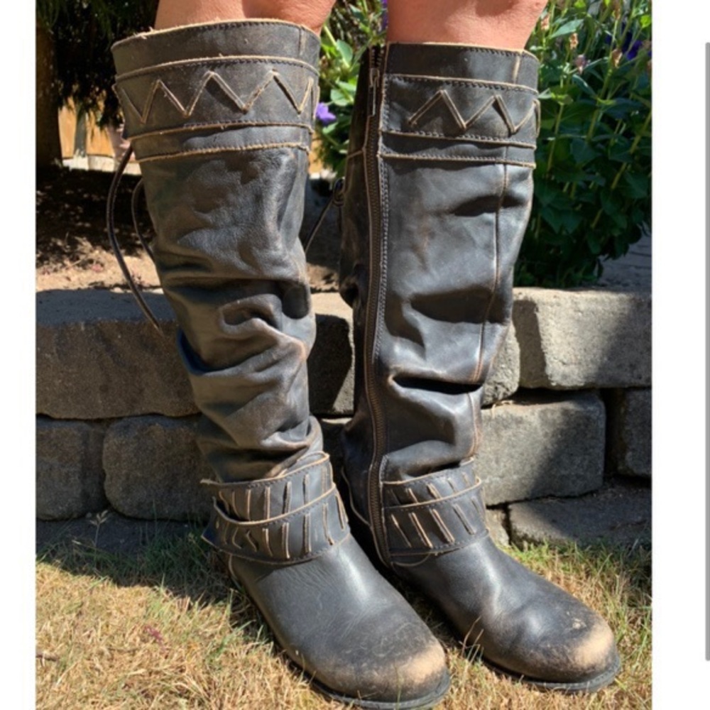 Corral boots